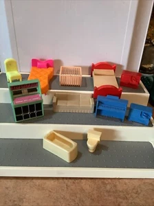 Vintage Plastic Dollhouse Furniture,  Lot Of 11 Pieces - Picture 1 of 12