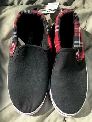 Shocked Boys Skateboard Shoes Sneakers  Black Canvas Size 12 / 13 - Image 1 of 4