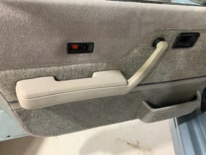 COMMODORE VC-VL HDT HSV WALKINSHAW CALAIS LEFT FRONT ARMREST GENUINE NEW - Picture 1 of 6