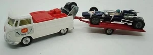 Corgi Toys Gift Set #6 Volkswagen towtruck & Formula 1 w/trailer vtg. Die-Cast - Picture 1 of 23