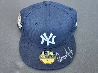 Sombrero autografiado por Aaron Judge New Era Serie Mundial 2024 New York Yankees Beckett  Foto 1 de 4