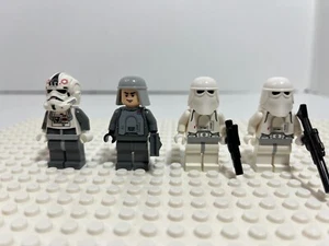 LEGO Starwars: AT-AT Driver + Snowtrooper + Commander minifigs only from 8084 - Picture 1 of 3