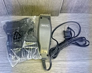 Tondeuse rasoir électrique de toilettage Wahl avec accessoires - Photo 1 sur 10