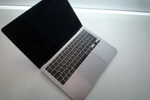 Apple MacBook Air 13,3" 2020 A2179 - Nur für Ersatzteile - Bild 1 von 8
