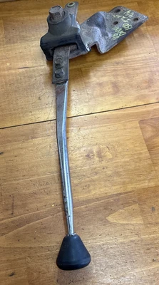 1981-90 DODGE D150 D250 RAMCHARGER 4 WHEEL DRIVE 4x4 TRANSFER CASE SHIFTER NP208 - Изображение 1 из 4