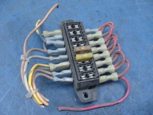 HYSTER FORKLIFT FUSE BLOCK - Picture 1 of 4