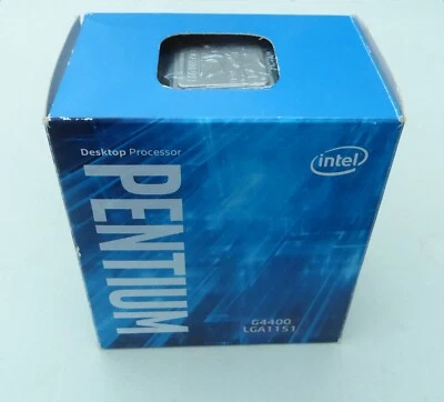 INTEL PENTIUM G4400 3.3GHz LGA1151 CPU (SR2DC) & HEATSINK AND FAN - RETAIL BOXED - Image 1 of 2