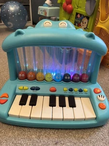 B. Spielzeug Nilpferd Knallbälle Keyboard Klavier Musik/Lichter Musikinstrument Spielzeug - Bild 1 von 5