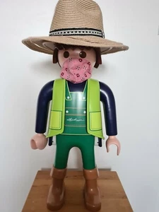 Playmobil xxl großfigur Gärtner Lechuza - Bild 1 von 4
