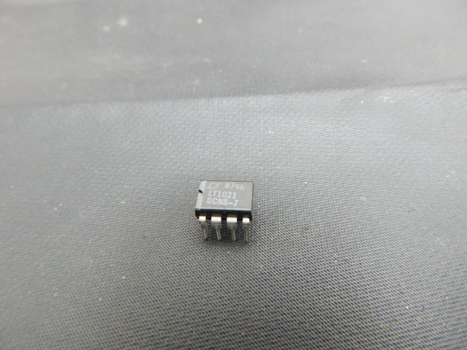 LINEAR TECHNOLOGY LT LT1021DCN8-7 V-Ref Precision 7V 10mA 8-Pin PDIP - FAST SHIP - Image 1 of 1