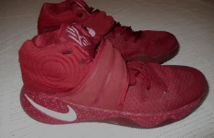 Nike Kyrie 2 Mens Red Velvet Triple Red Basketball Shoes 8 819583-600 EXC COND - Picture 1 of 5