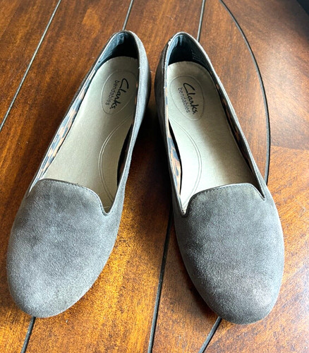 CLARKS scarpe donna piatte 8 5m 67757 nuove mai indossate tomaia in pelle scamosciata