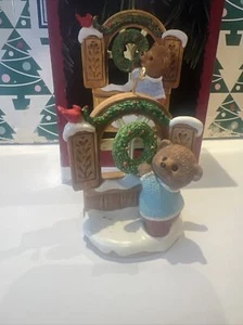 Letrero de bienvenida toques tiernos árbol de Navidad sello recuerdo adorno nuevo en caja - Imagen 1 de 16