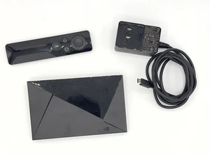 NVIDIA Shield TV 2015 (P2571) con control remoto y cable encendido luces - Imagen 1 de 6