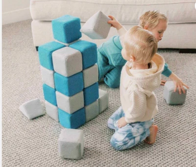 MagnetBlox Juego Estándar V2 Bloques Suaves De Gran Tamaño 19 Cuadrados 8 Triángulos JUEGO COMPLETO Foto 1 de 4