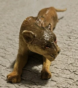 Imperial Lioness Figure 7 Inches Long - Picture 1 of 14