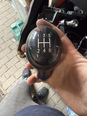 ROVER 75 MK1 PRE-FACELIFT 99-04 GENUINE MANUAL GEAR SHIFTER KNOB BLACK LEATHER - Image 1 of 4