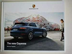 Folleto tapa dura PORSCHE Cayenne V6 S V8 Turbo 4x4 Reino Unido septiembre 2017 - Imagen 1 de 1