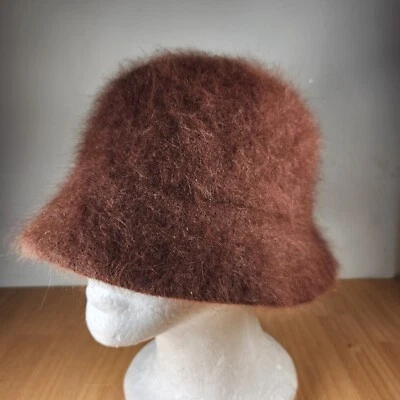 Sombrero Dragón Rojo Marrón 100% Angora Suave Talla Única Exterior Invierno Foto 1 de 4