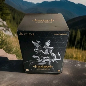 Horizon Zero Dawn Collector‘s Edition Ps4 / Steelbook/ Artbook / Statue /PAL ITA - Foto 1 di 8