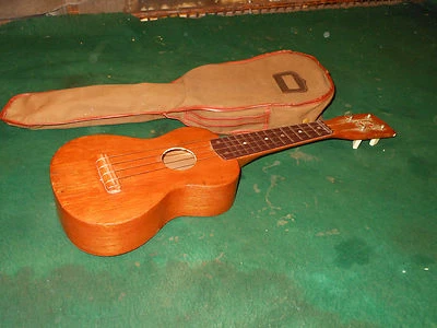 VINTAGE 1930's Regency Round Back w' Case UKULELE/ MADE BY HARMONY - Image 1 of 4