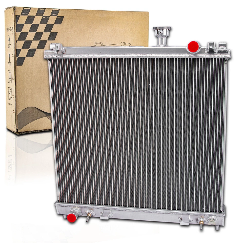 Radiador de aluminio de 4 filas para Nissan Armada Titan Infiniti 2004-2015 2013 5,6 L AT Foto 1 de 4