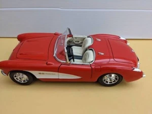 1957 Chevy Chevrolet Corvette Maßstab 1:18 Druckguss Stahl Road Legends - Bild 1 von 9