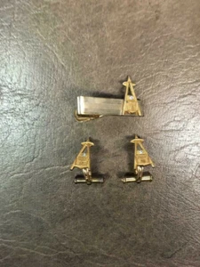 California Angels Vintage Tie clip and matching cuff links MLB RARE - Picture 1 of 3
