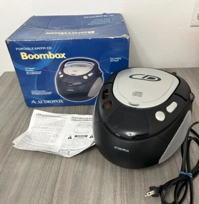 Sistema de CD portátil estéreo preto AudioVox (CDA1361) 120 volts 60 Hz 14 Watts - Imagem 1 de 4