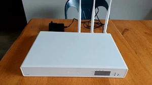 Firewall Sophos XG 135w Rev.3 - Wifi intégré - Picture 1 of 6