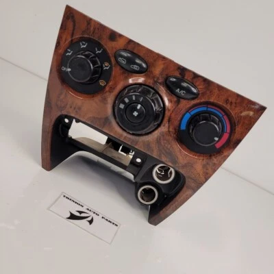 2001-2006 Hyundai Santa Fe Climate Control Module with Bezel Trim Woodgrain OEM - Image 1 of 4