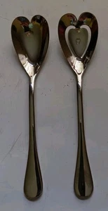 Towle 18/10 Heart Shaped Set of 2 Stainless Serving Spoons - 9 1/8 inches long - Picture 1 of 4