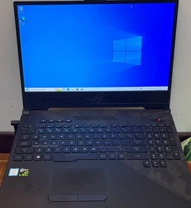 gaming laptop i7 32gb ram Asus ROG Strix GL504G | i7 | 32GB RAM | GTX 1060 - Picture 1 of 6