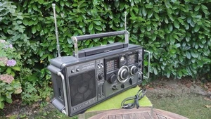 SANYO RP-8880 HIGH-END 9-Band Weltempfänger der Spitzenklasse von 1979 --LESEN-- - Bild 1 von 6