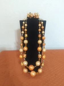 Vintage Vendome Double Strand Necklace & Clip On Earrings Orange Peach Beads - Afbeelding 1 van 17