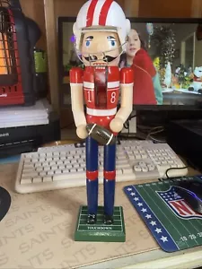 Football Player Nut Cracker - Picture 1 of 6