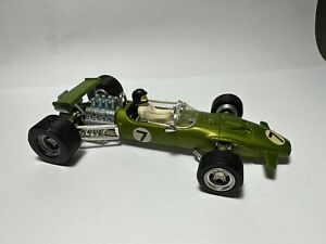 DINKY TOYS 225 LOTUS F1 RACING CAR WITH BOX