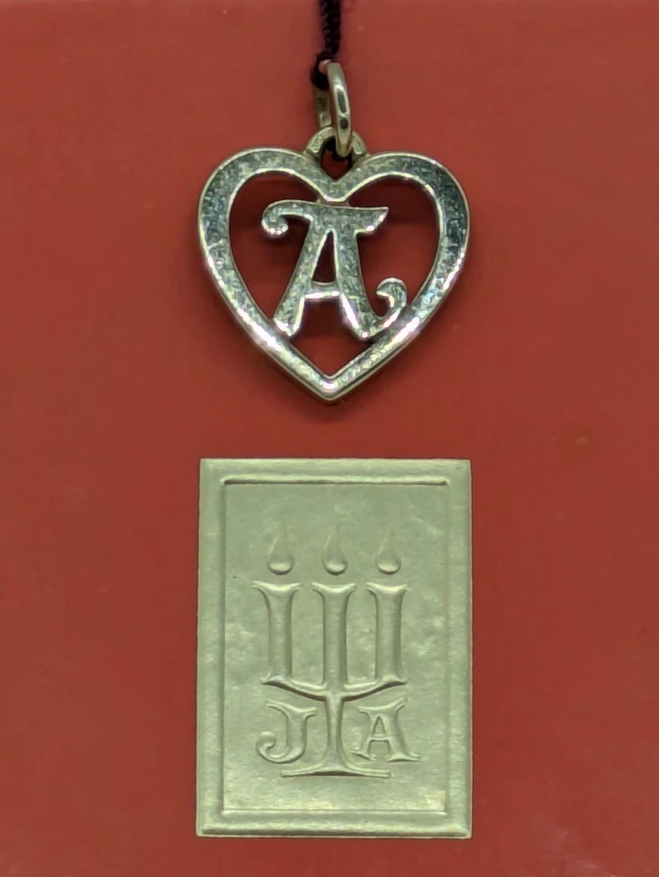 JAMES AVERY 14K Oro Amarillo 2.6g ESCRITURA CORAZÓN LETRA A Colgante Dije (EC3039365) Foto 1 de 4