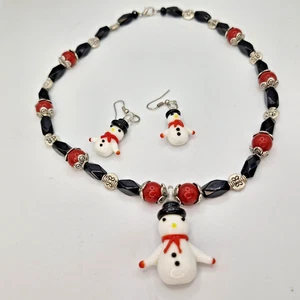 Collar y pendientes perforados muñecos de nieve de vidrio soplado - cuentas blancas rojas negras 16" - Imagen 1 de 17