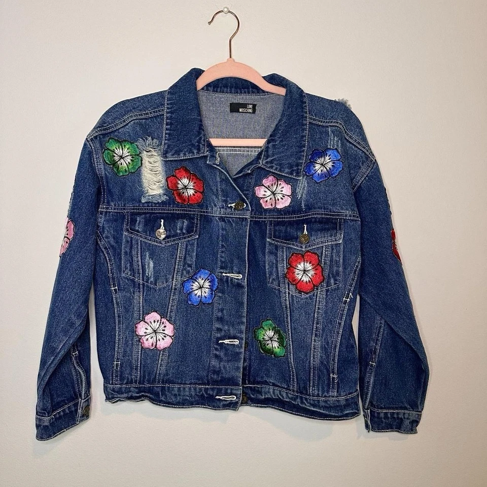 Chaqueta vaquera Love Moschino para mujer talla L Foto 1 de 4