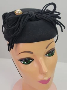 Antique VTG Daniels and Fisher Ladies Pillbox Round Fancy Black Velvet Hat Rare - Picture 1 of 12