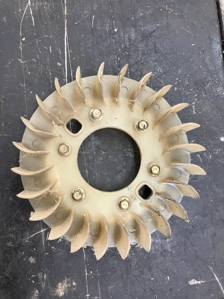 Ventilador Yamaha Enticer ET 400 1990 8G8-12611-01-00 RW5799 Foto 1 de 3