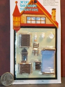 Dollhouse Miniature Bedroom Set 1:48 Quarter Inch scale 1/4 E3 Dollys Gallery - Picture 1 of 3