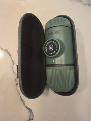 Wacaco Nanopresso verde com estojo - Imagem 1 de 4