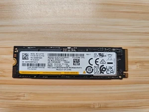 Samsung 1 TB M.2 2280 PCIe NVMe SSD Gen4 x 4 PM9A1 MZ-VL21T00 - Photo 1/1
