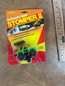 Camión Dodge Rampage Schaper 1984 Stomper II 4x4 verde lima con tarjeta nuevo en caja Mosc - Imagen 1 de 11