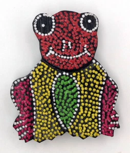 Wooden hand painted fridge aboriginal frog magnet dot painting - Imagen 1 de 1