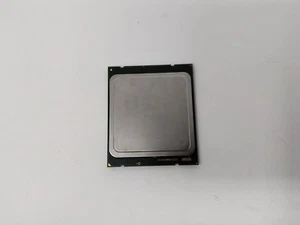Intel Xeon CPU Processor E5-2630 15M Cache 2.30 GHz FCLGA2011 | SR0KV - Picture 1 of 3