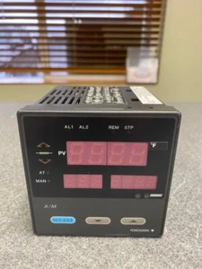 Yokogawa UT37E Temperature Controller - Picture 1 of 1