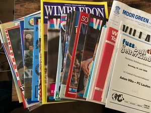 Aston Villa CASA Y VISITANTE Programas 1989/90 1989 1990 Liga y Copa PUBLICACIÓN GRATUITA - Imagen 1 de 131